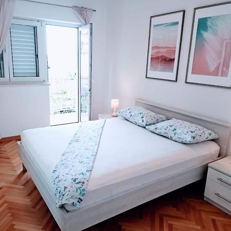 Apartman Nina Omiš Exterior foto