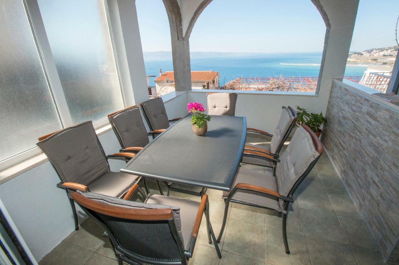 Apartman Nina Omiš Exterior foto